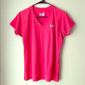 3/$15 Coral Under Armour Workout Top